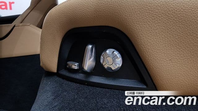 Porsche Panamera 2018 — Şəkil 10/40