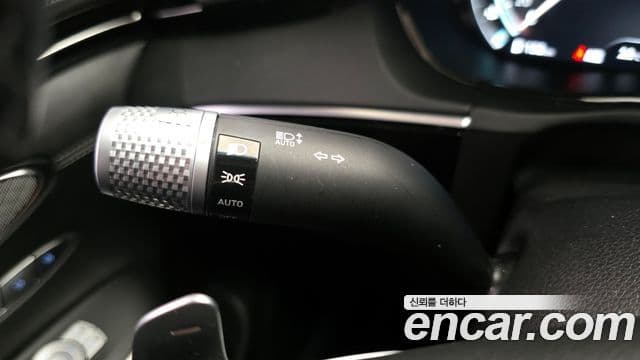 Genesis GV70 2021 — Photo 11/34