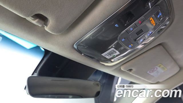 Genesis GV70 2021 — Photo 7/34
