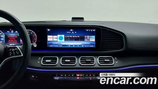 Mercedes-Benz GLE-Class 2024 — Photo 13/20