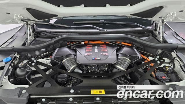 BMW XM 2025 — ფოტო 6/20