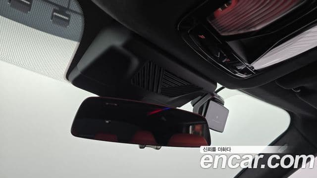 BMW XM 2025 — Photo 17/38