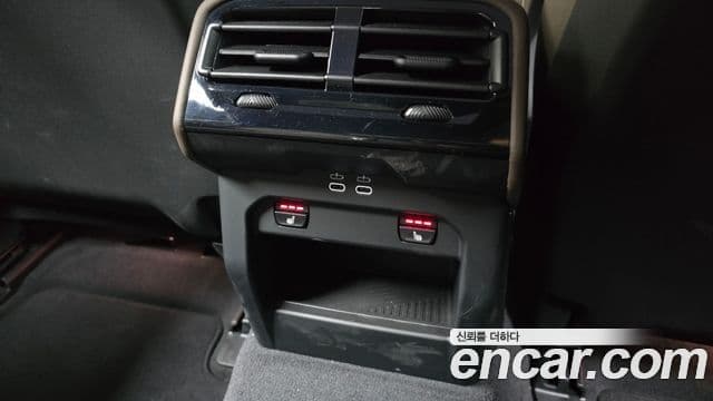 BMW 5 Series 2025 — ფოტო 19/20