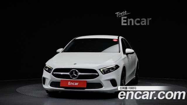 Mercedes-Benz A-Class 2020 — ფოტო 3/20