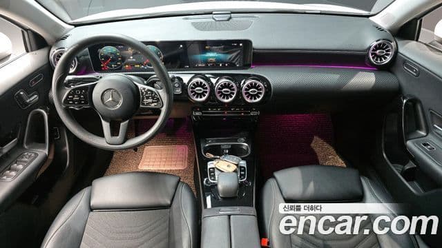 Mercedes-Benz A-Class 2020 — ფოტო 7/20