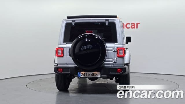 Jeep Wrangler 2022 — Фото 3/20