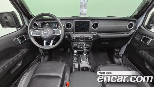 Jeep Wrangler 2022 — Фото 10/20