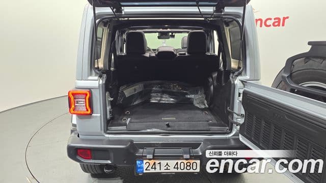 Jeep Wrangler 2022 — Фото 20/20
