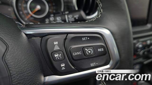 Jeep Wrangler 2022 — Photo 20/35