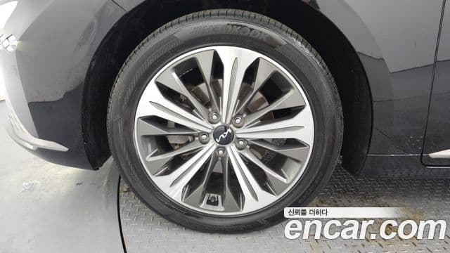 Kia K8 2022 — ფოტო 5/20
