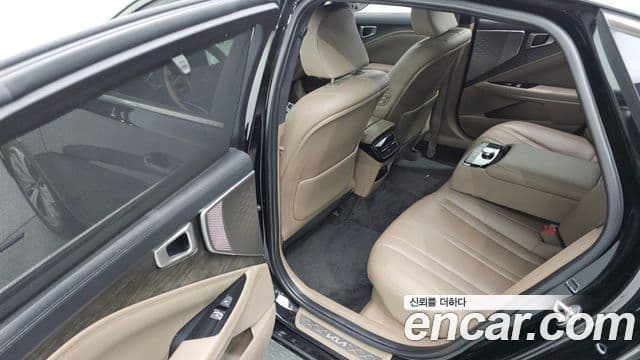 Kia K8 2022 — ფოტო 12/20