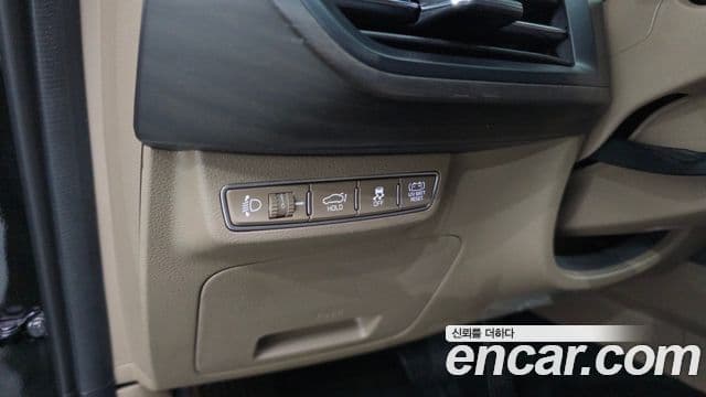 Kia K8 2022 — ფოტო 17/20
