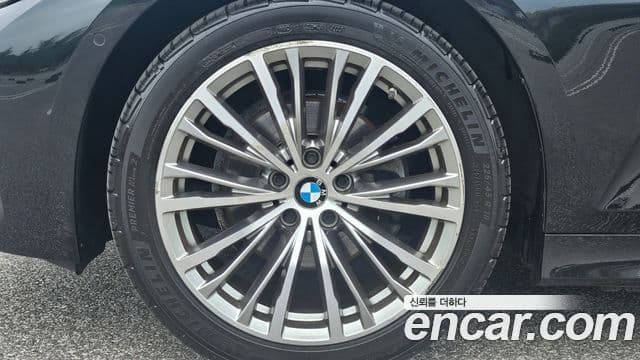 BMW 3 Series 2021 — ფოტო 4/20