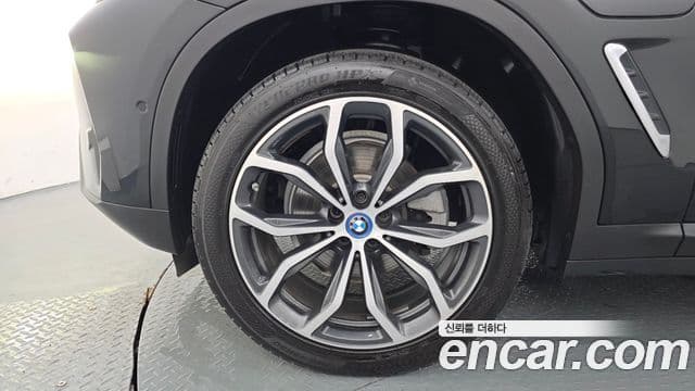 BMW X3 2021 — Photo 27/34