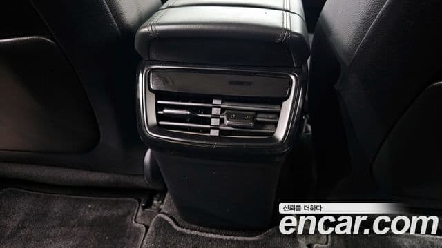 Kia K8 2021 — Photo 23/31