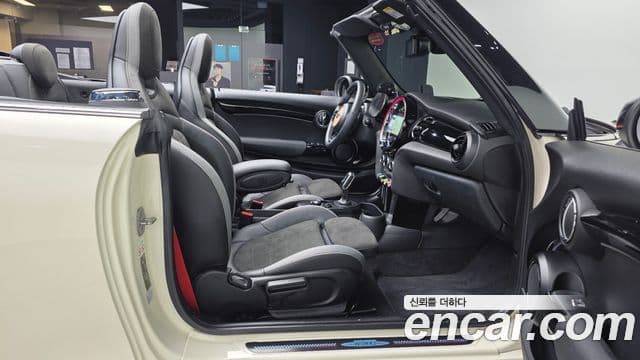 Mini Cooper S Convertible 2021 — ფოტო 11/20