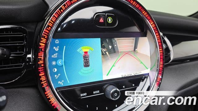 Mini Cooper S Convertible 2021 — ფოტო 15/20