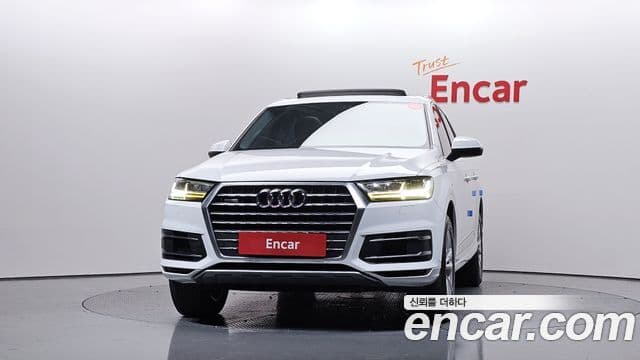 Audi Q7 2019 — ფოტო 3/20
