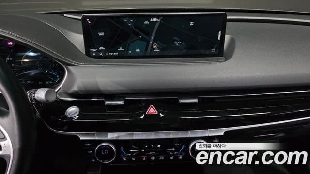 Genesis Electrified G80 2021 — Şəkil 13/20