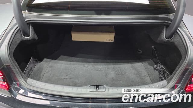 Genesis Electrified G80 2021 — Şəkil 17/20
