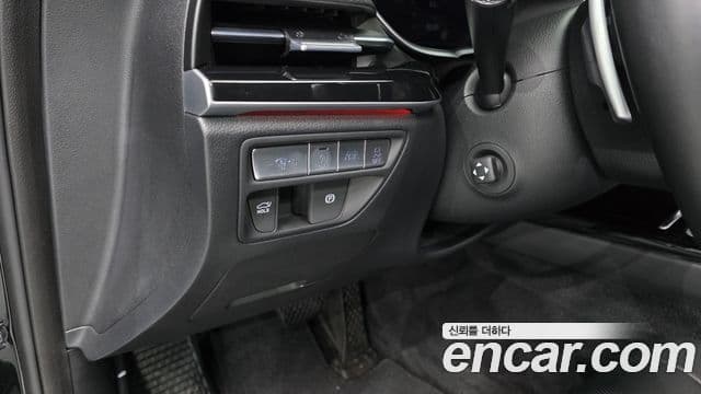 Genesis Electrified G80 2021 — Şəkil 19/20