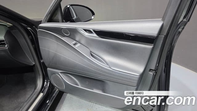 Genesis G80 2021 — ფოტო 2/36