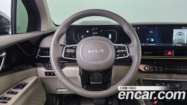 Kia Carnival 2024 — Фото 14/20