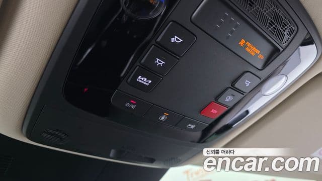 Kia Carnival 2024 — Фото 16/20