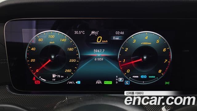 Mercedes-Benz E-Class 2022 — Фото 8/20