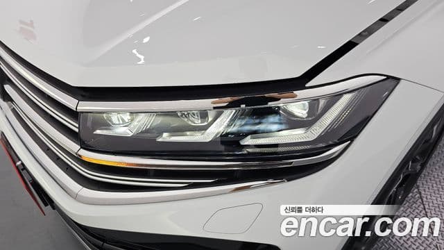 Volkswagen Touareg 2025 — Photo 3/33
