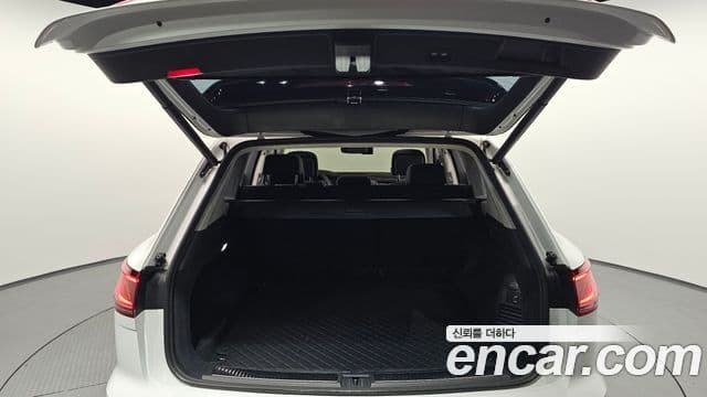 Volkswagen Touareg 2025 — Photo 21/33