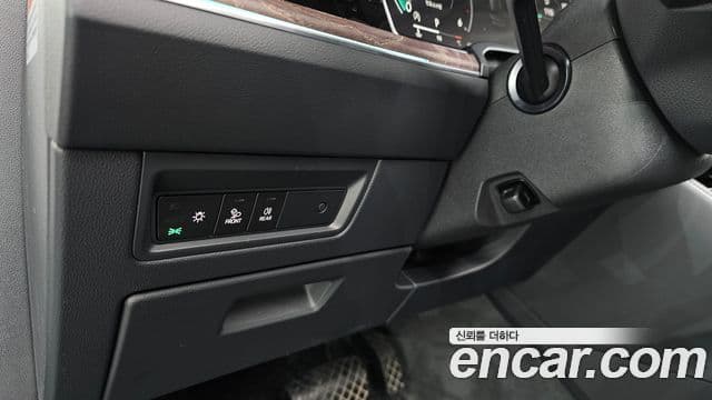 Volkswagen Touareg 2025 — Photo 33/33