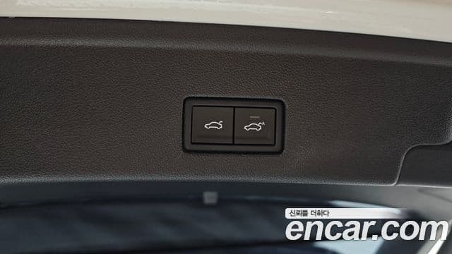 Volkswagen Touareg 2025 — Photo 7/33