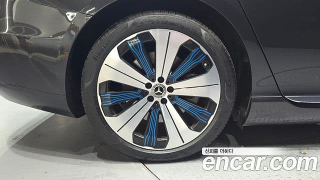 Mercedes-Benz EQS 2022 — ფოტო 19/33