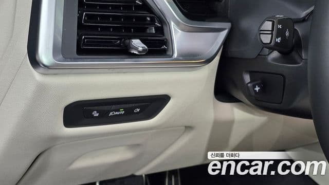 BMW X5 2025 — ფოტო 13/20