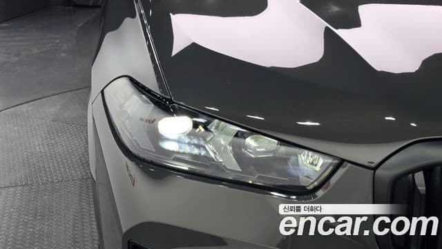 BMW X5 2025 — Photo 21/31