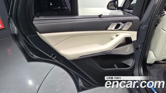BMW X5 2025 — Photo 30/31