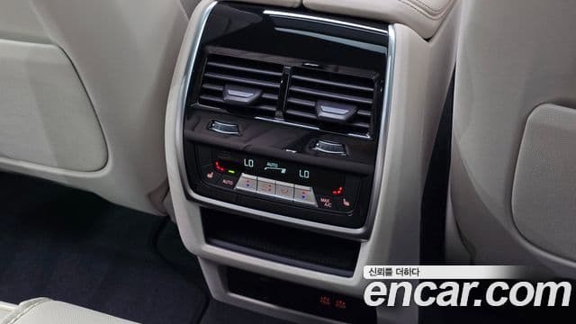 BMW X5 2025 — Photo 10/31