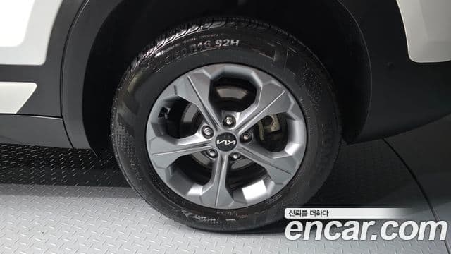 Kia Seltos 2023 — Şəkil 5/20