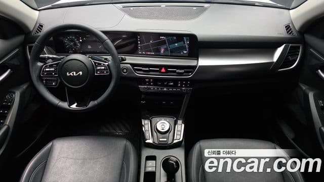 Kia Seltos 2023 — Şəkil 7/20
