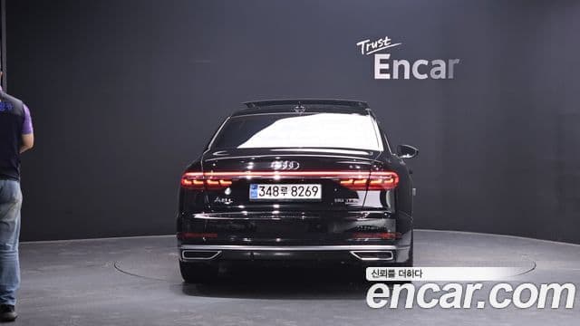 Audi A8 2020 — ფოტო 3/20