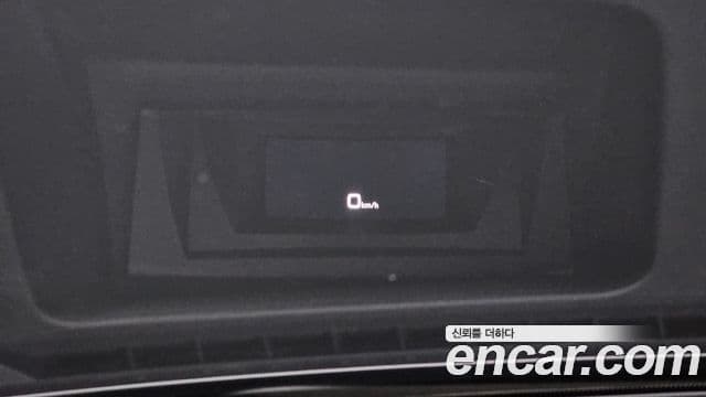 Audi A8 2020 — ფოტო 14/20