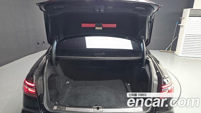 Audi A8 2020 — ფოტო 19/20
