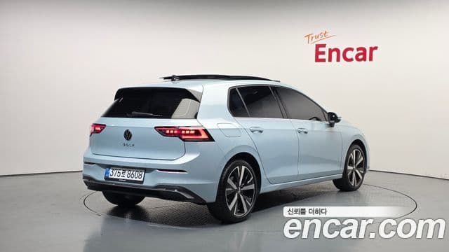 Volkswagen Golf 2025 — Şəkil 2/20