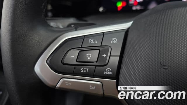 Volkswagen Golf 2025 — Şəkil 18/20