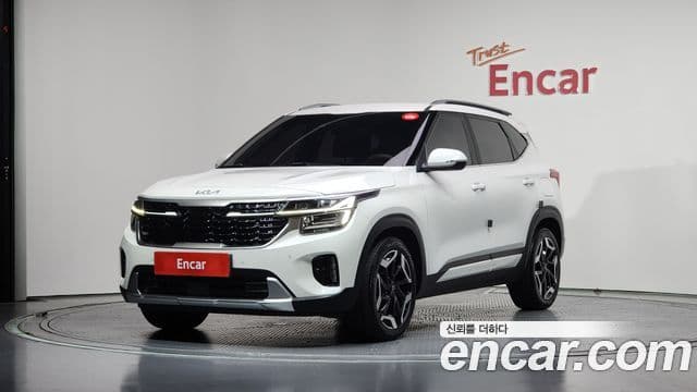 Kia Seltos 2022 — Şəkil 1/20