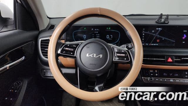 Kia Seltos 2022 — Şəkil 13/20