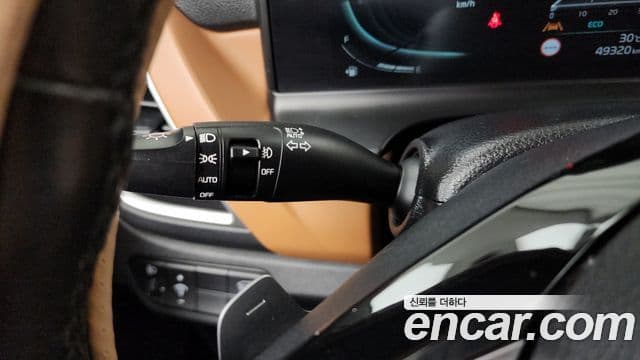 Kia Seltos 2022 — Şəkil 18/20