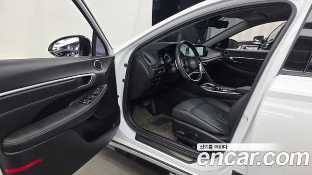 Hyundai Sonata 2021 — ფოტო 10/20