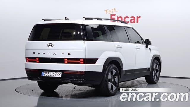 Hyundai Santa Fe 2024 — ფოტო 2/20